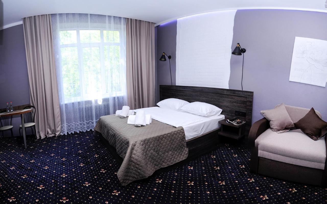 Luxury.Ap Aparthotel Ivano-Frankivsk Exterior foto